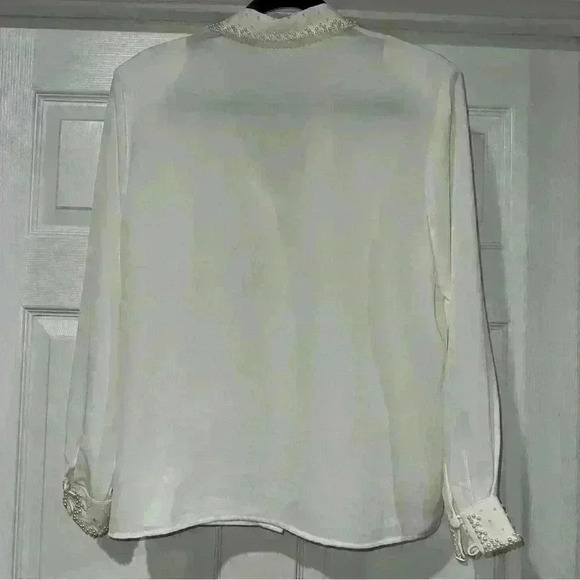 Alfred Dunner pearl embellished collared blouse size 12 petite - Picture 8 of 8